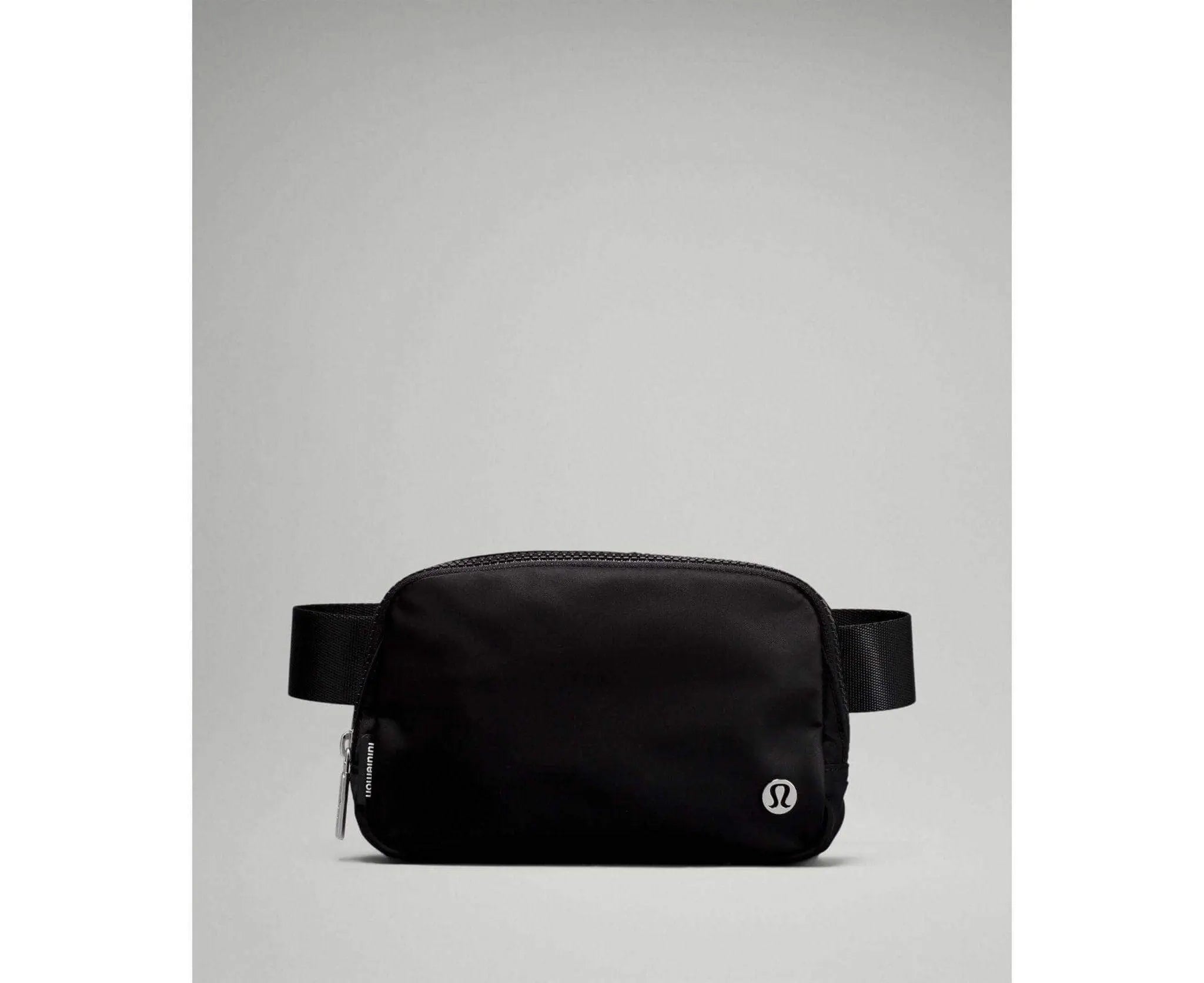 Lululemon Everywhere Belt Bag 1L-black color free shipping